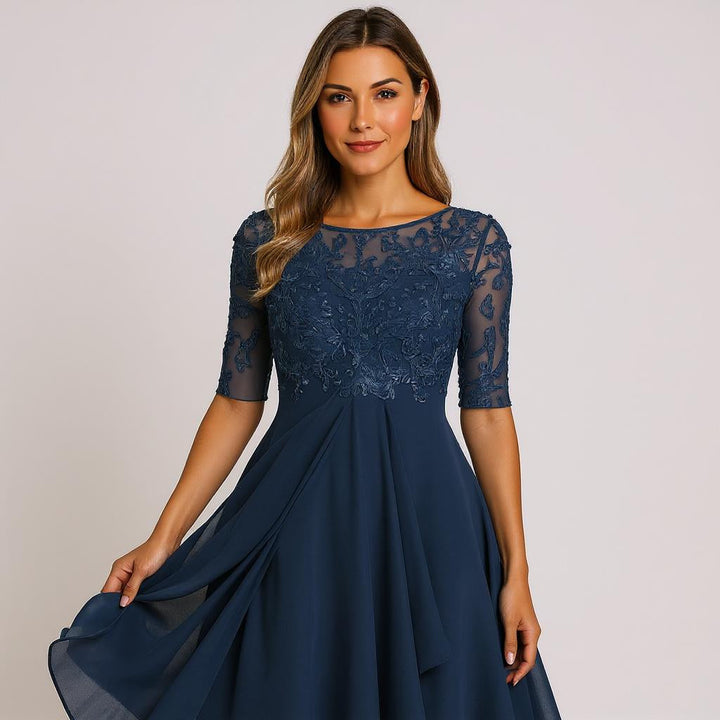 Elisa-Elegant formal dress with lace